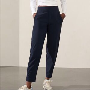 Athleta Navy BROOKLYN MID RISE ANKLE PANT sz 8